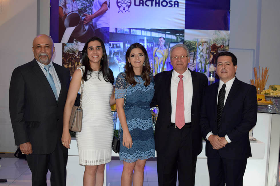 Lacthosa recibió el premio Orquídea Empresarial en la categoría de Mayor Exportador a Centroamérica